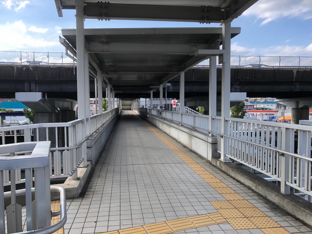 歩道橋