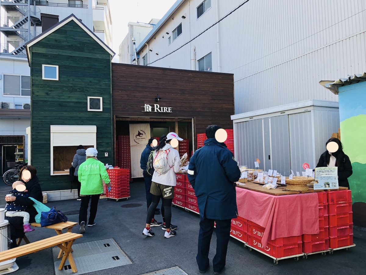 摂津市】パン工房の窯出し・焼き立てパンの販売「RIREのごきげん 